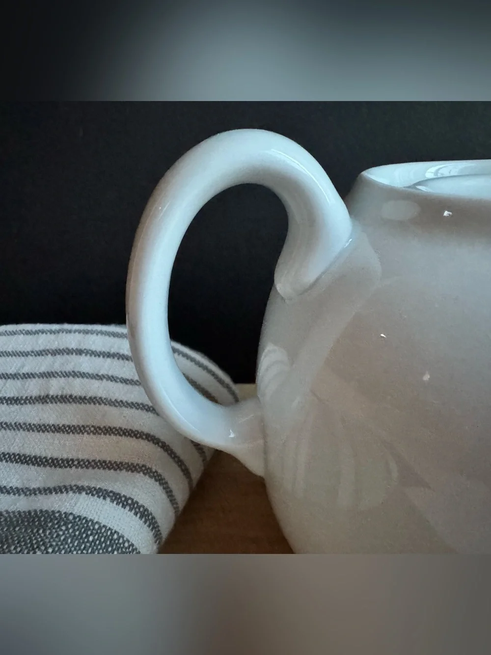 Vintage Pillivuyt French Porcelain 4-cup (1 qt) White Teapot